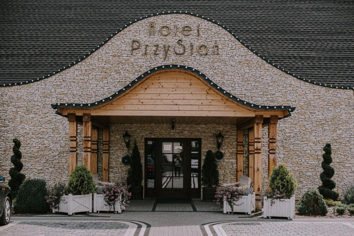 Hotel-Przystan Kikol Extérieur photo