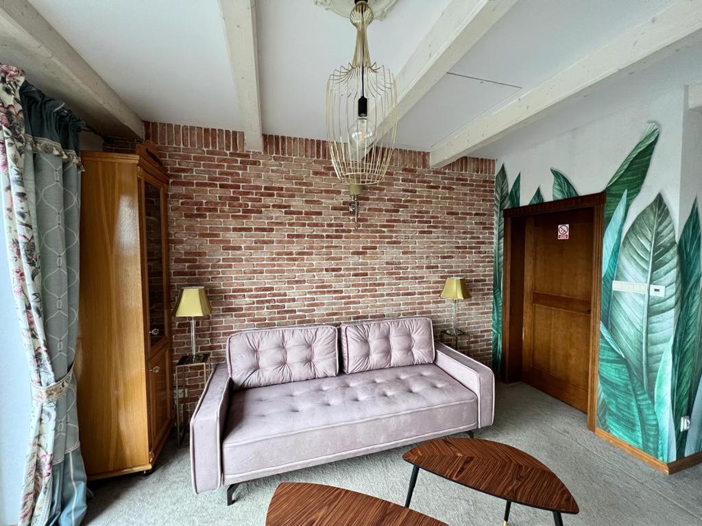 Hotel-Przystan Kikol Extérieur photo