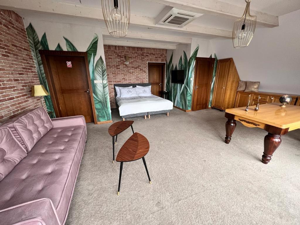 Hotel-Przystan Kikol Extérieur photo